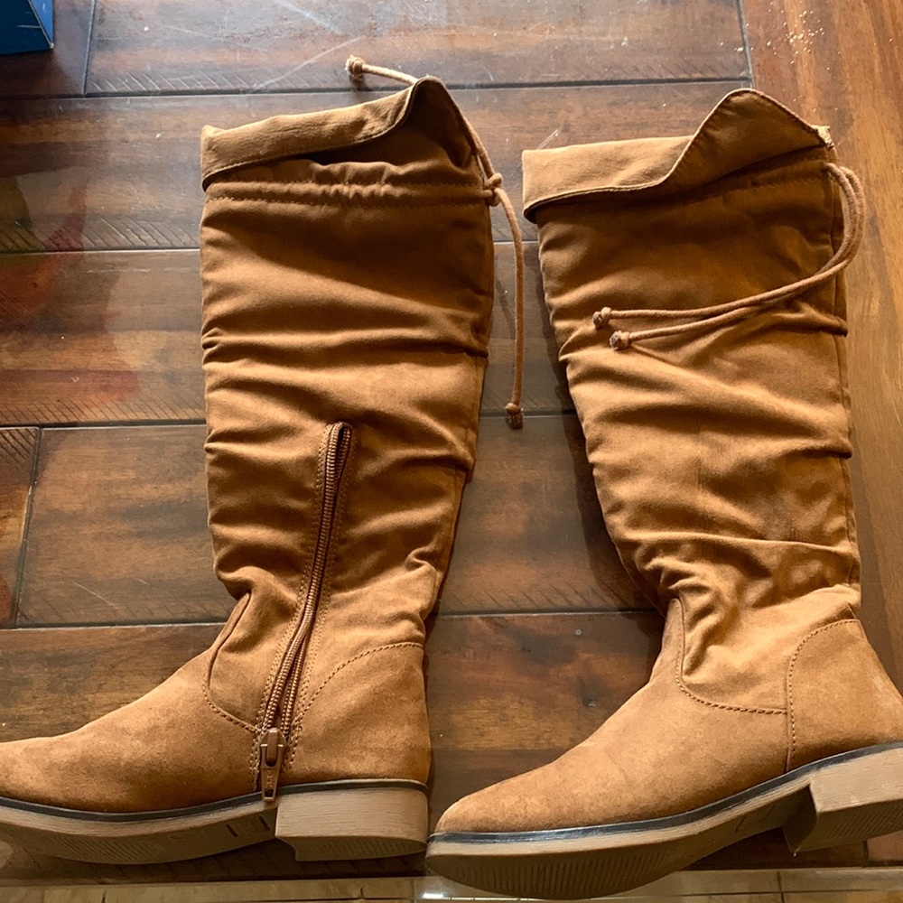 Girls knee high boots size 13
